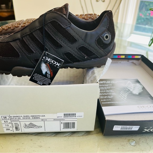 NEW! Geox suede sneakers, New - Picture 6 of 7